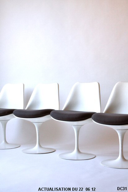 Chaises Eero SAARINEN