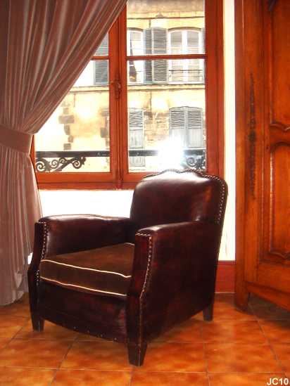 Fauteuil club vers 1900, modle clout