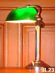 Lampe de bureau Art Déco, travail français vers 1930 avec bras télescopique, 2 positions, pied chrome, réflecteur en opaline verte.