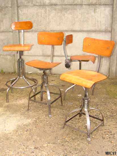 Chaises en acier brut, vers 1950, multiplis de htre, hydro formes, nombreux rglages de dossier, hauteur rglable; existe en plusieurs hauteurs.