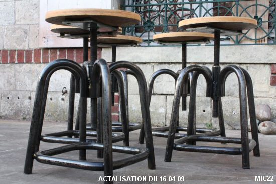 Tabourets industriels