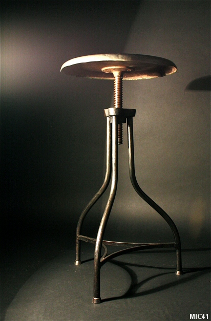 Tabouret d'atelier