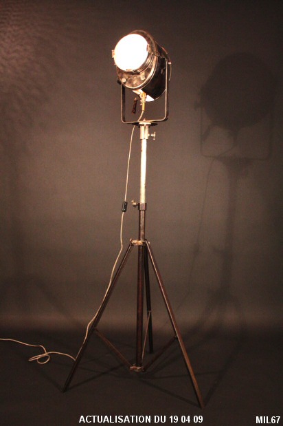 Projecteur CREMER 750