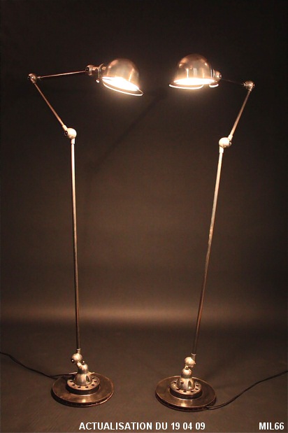 Lampes JIELDE � trois bras