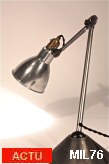 Lampe "GRAS"  poser, vers 1950, socle fonte, bras articul, rflecteur aluminium poli; parfait tat