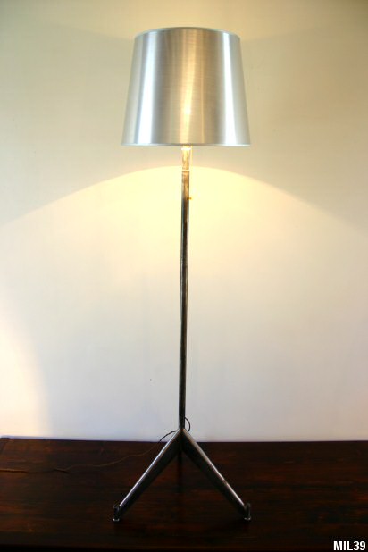 Lampadaire mtal brut, joli pitement tripode en mtal brut, mont en lampadaire, abat-jour de forme tambour faon alu bross