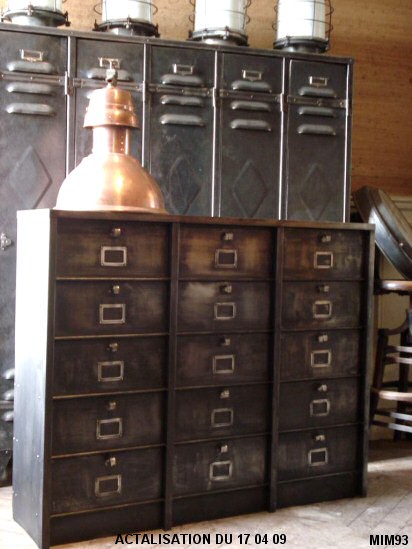 Meuble � clapets STRAFOR