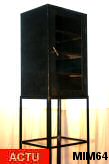 Petite vitrine sur pied console en acier brut patin noir, trs belle facture